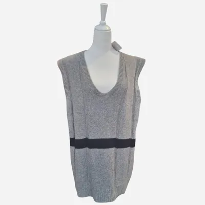 Smanicato Giorgio Armani, grigio con una riga nera centrale, composto al 100% in lana, taglia 50