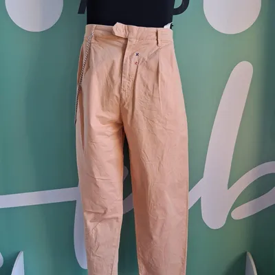 Pantaloni PLT Firenze, color salmone, taglia 50, composti al 98% in cotone ed al 2% in elastane