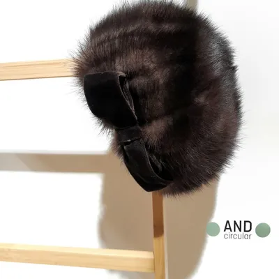 Cappello da donna Vintage in code di Visone
