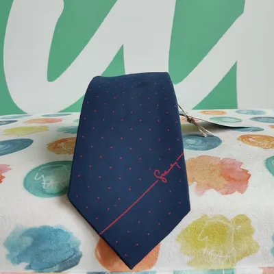 Cravatta Givenchy con motivi a pois, colore blu navy e rosso