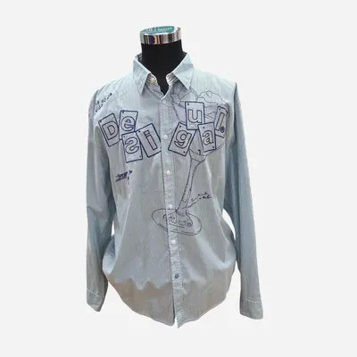 Camicia da uomo. Marca Desigual