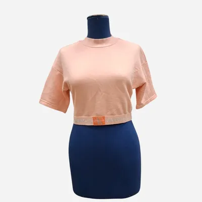 Crop top Calvin Klein, tg S, vestibilità oversize, color rosa pesca chiaro