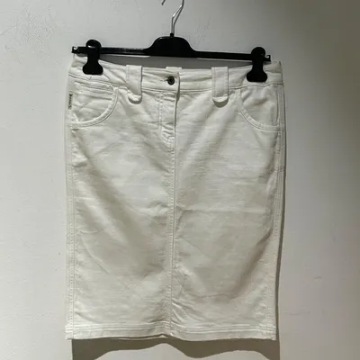 Gonna midi. Marca Armani Jeans