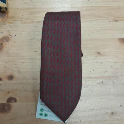 Cravatta Yves Saint Laurent