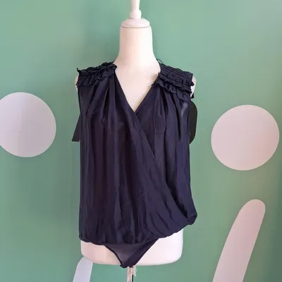 Body blu, Pinko, taglia 44, composto al 70% in cotone ed al 30% in seta