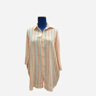 Camicia ampia da donna con maniche a tre quarti. Marca Saxx