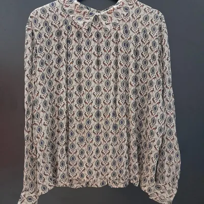 Camicia a maniche lunghe, color crema e a fantasia multicolor