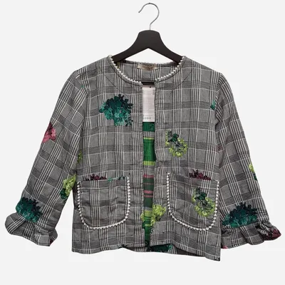 Blazer da donna modello chanel senza chiusura. Marca Antonio Guerriero